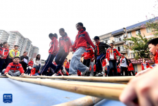 校園運動會刮起“民族風”